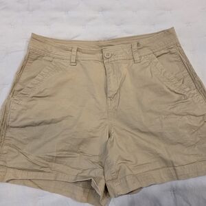 Eddie Bauer Women's Tan Casual Shorts 5" Inseam.